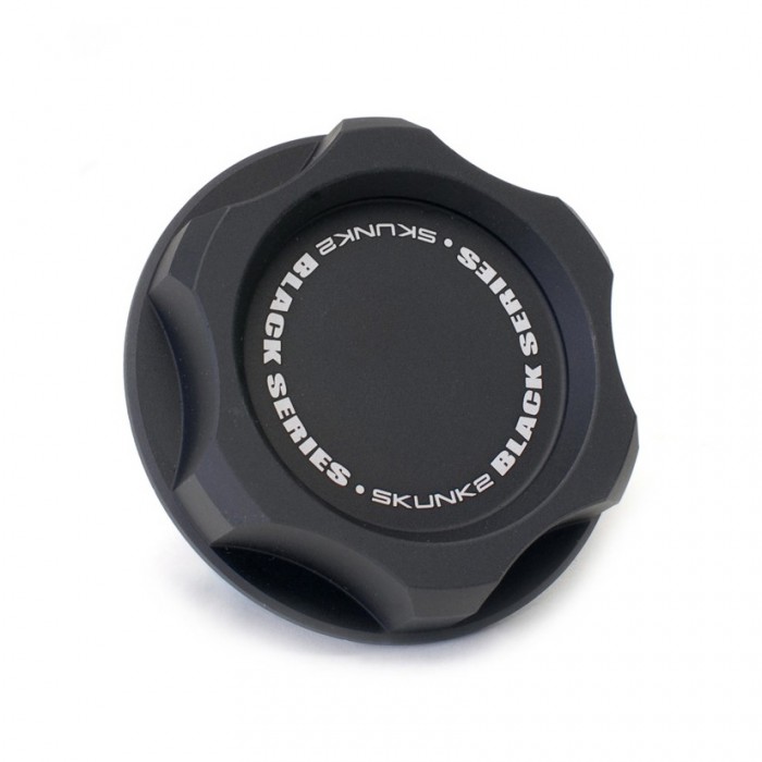 SKUNK2 BLACK SERIES BILLET OIL CAP